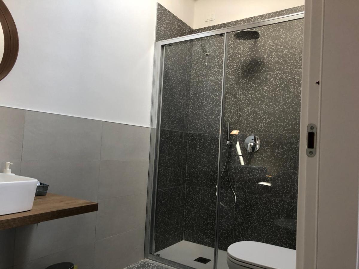 柯尔特德尔加尔达住宿加早餐旅馆 卡斯特努沃德加尔达 外观 照片